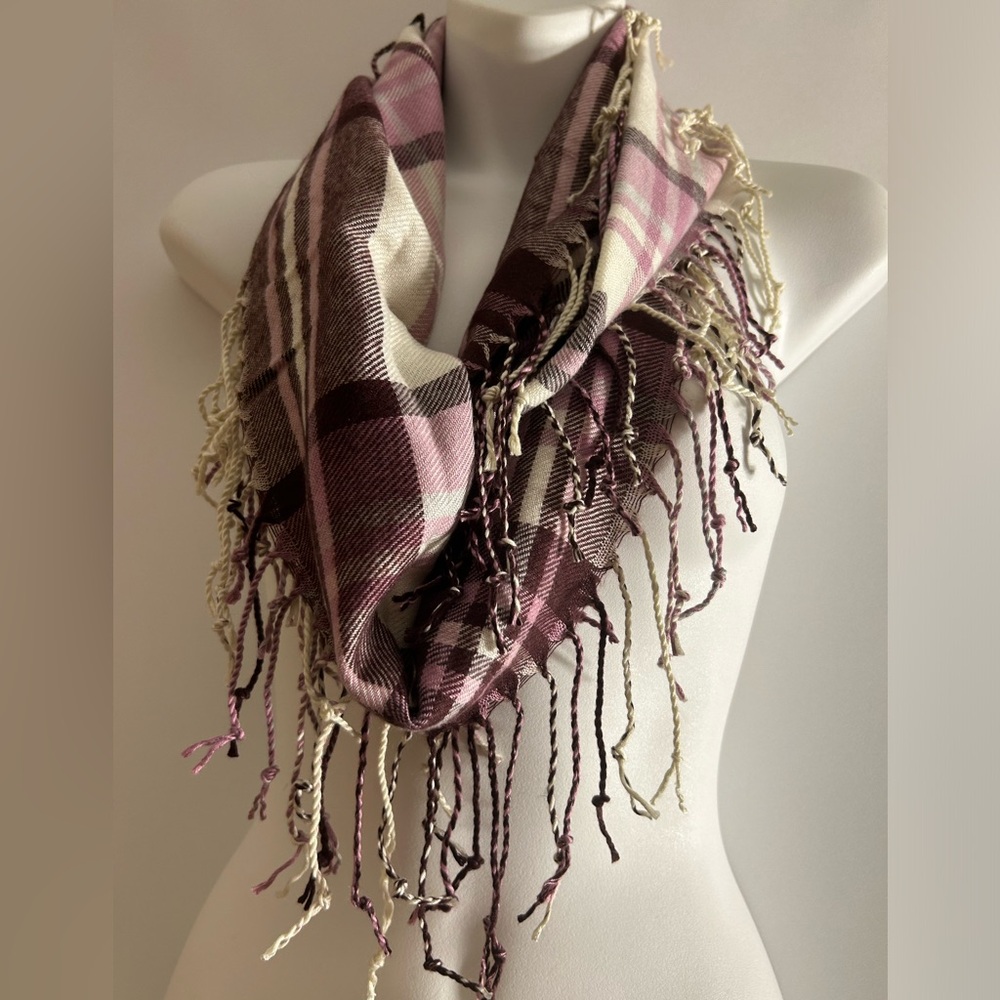 CHRISTOPHER & BANKS PINK/PURPLE/IVORY FRINGE PLAID INFINITY WRAP SCARF ACRYLIC